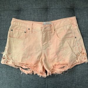 Free People light orange denim shorts  Size 25